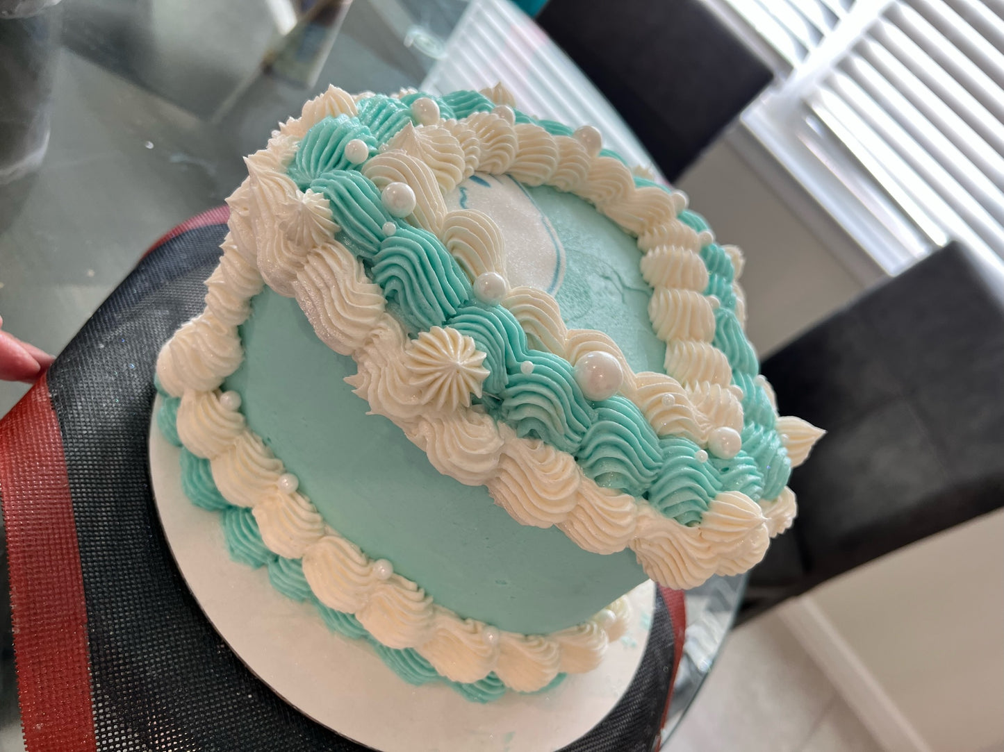 6in 1-layer Heart Shaped Cake